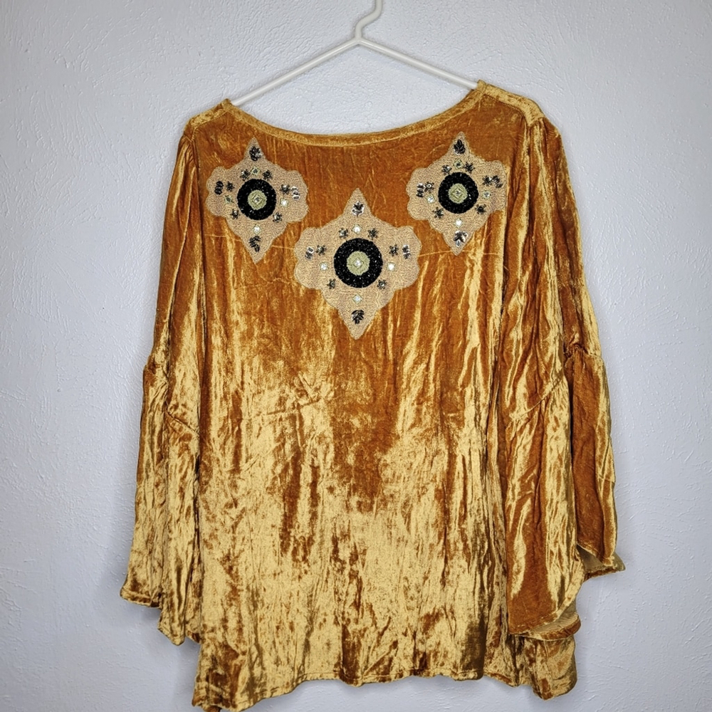 Anthropologie Seen Worn Kept Carina Beaded Velvet Blouse Women's Size 2XL - Picture 4 of 12